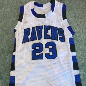 Nathan Scott one tree hill jersey